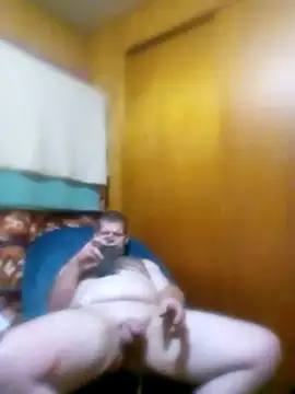 Snapshot of swervenherb chatting on 12.08.24 swervenherb online show from 12.08.24