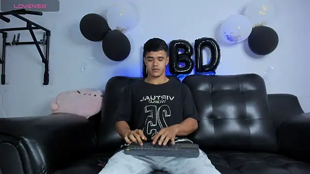 Rob saenz  online show from 02.17.25