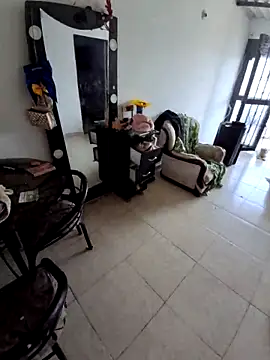 leoytessa 10 online show from 02.19.25