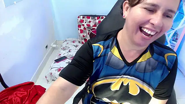 Snapshot of victoria_jones chatting on 02.03.26 victoria jones online show from 02.03.26