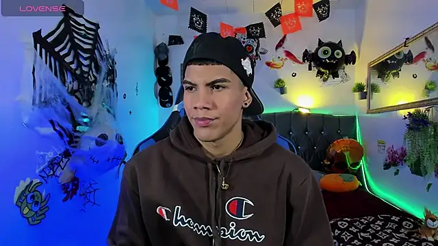 Damian latinxxx online show from 10.19.25