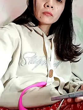 Cute20love20 online show from 12.15.24