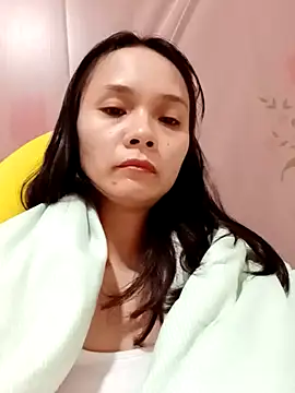 Cute20love20 online show from 12.18.24