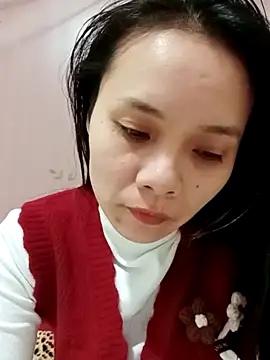 Cute20love20 online show from 12.20.24