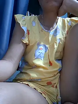 Baby-sexytits18 online show from 10.07.25