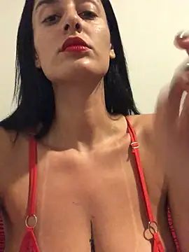 Snapshot of Catmila94 chatting on 02.14.26 Catmila94 online show from 02.14.26