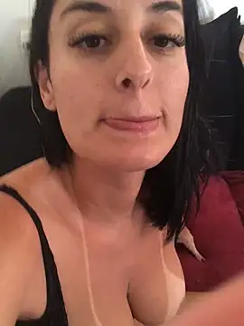 Snapshot of Catmila94 chatting on 02.18.26 Catmila94 online show from 02.18.26