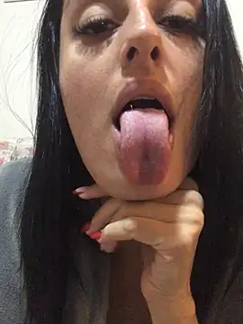 Catmila94 online show from 05.13.26