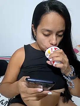 MarianaByanchi online show from 12.28.24