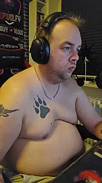 PupW0lfy online show from 12.20.25