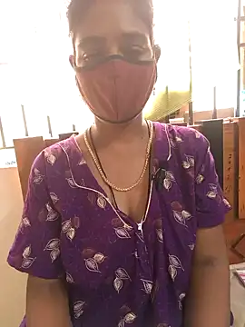 Snapshot of Tamil--Rani chatting on 01.28.25 Tamil--Rani online show from 01.28.25