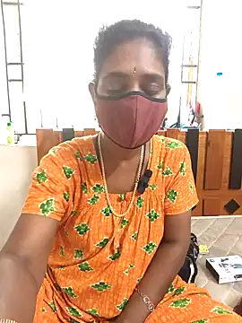 Snapshot of Tamil--Rani chatting on 02.01.25 Tamil--Rani online show from 02.01.25