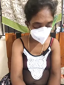 Snapshot of Tamil--Rani chatting on 02.01.25 Tamil--Rani online show from 02.01.25