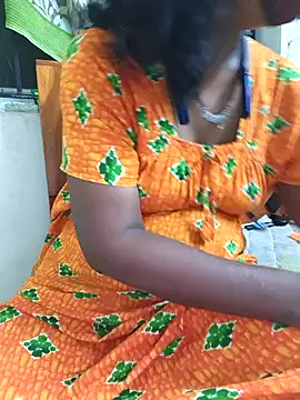 Snapshot of Tamil--Rani chatting on 02.13.25 Tamil--Rani online show from 02.13.25