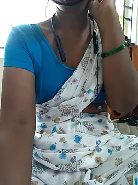 Snapshot of Tamil--Rani chatting on 02.21.25 Tamil--Rani online show from 02.21.25