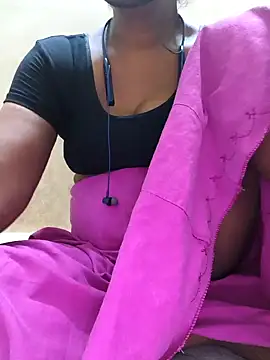 Snapshot of Tamil--Rani chatting on 02.22.25 Tamil--Rani online show from 02.22.25