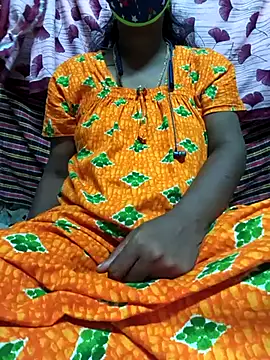 Snapshot of Tamil--Rani chatting on 03.05.25 Tamil--Rani online show from 03.05.25