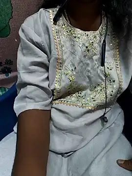 Snapshot of Tamil--Rani chatting on 03.10.25 Tamil--Rani online show from 03.10.25