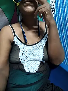 Snapshot of Tamil--Rani chatting on 03.13.25 Tamil--Rani online show from 03.13.25