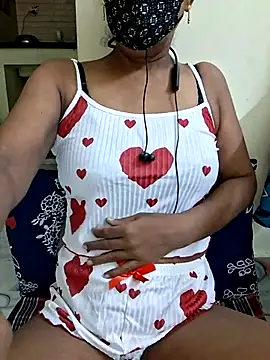 Snapshot of Tamil--Rani chatting on 06.22.26 Tamil--Rani online show from 06.22.26