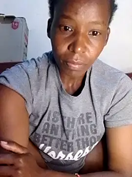 Snapshot of Claris2 chatting on 02.15.26 Claris2 online show from 02.15.26