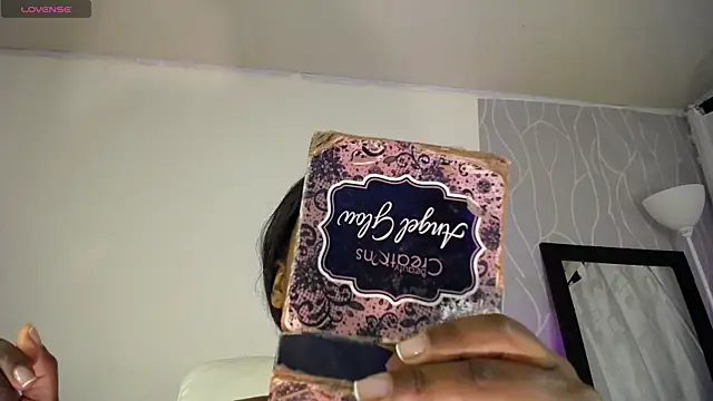 Britanymooree online show from 01.09.25