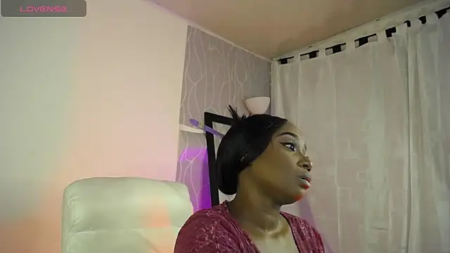 Britanymooree online show from 03.11.25