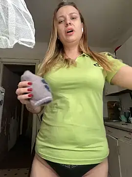 Snapshot of OlgaBuzzz chatting on 01.20.25 OlgaBuzzz online show from 01.20.25