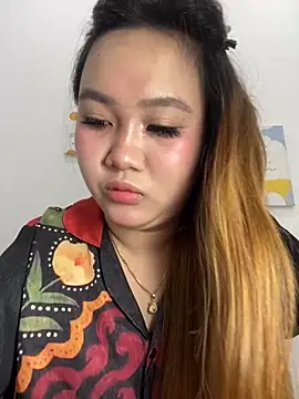 Odette68 online show from 10.31.25