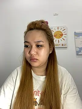 Snapshot of Odette68 chatting on 02.15.26 Odette68 online show from 02.15.26