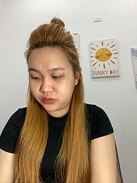 Snapshot of Odette68 chatting on 02.27.26 Odette68 online show from 02.27.26