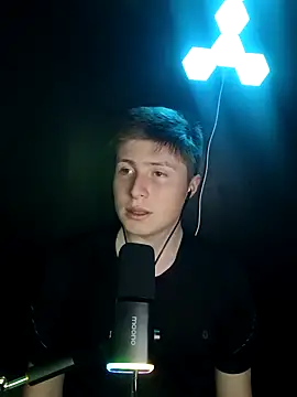 ZacksTwo online show from 10.02.25
