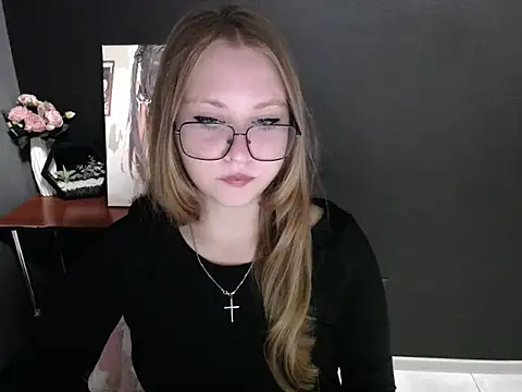 lady minx online show from 10.07.25
