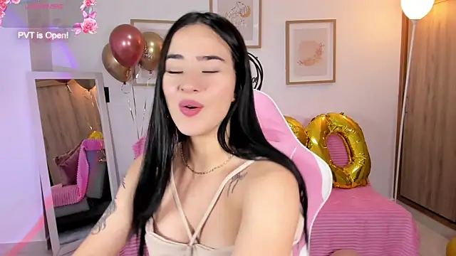 Veronica isaza   online show from 10.24.25