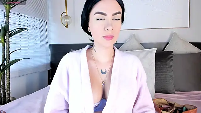 Snapshot of StacyRigel chatting on 02.11.26 StacyRigel online show from 02.11.26