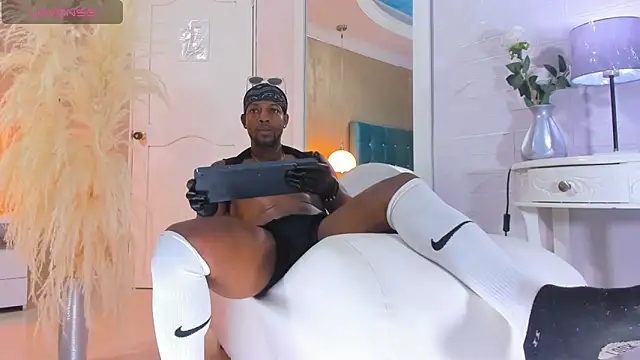 RicoBrown777  online show from 09.25.25