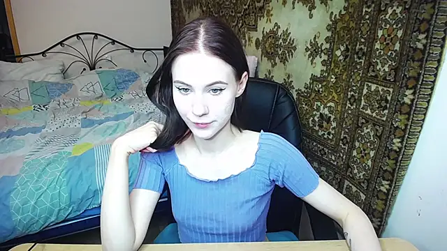 Olivia Graceee online show from 07.02.26