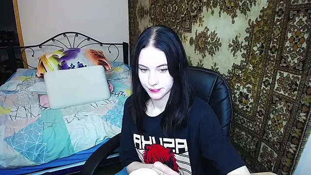 Olivia Graceee online show from 08.06.26