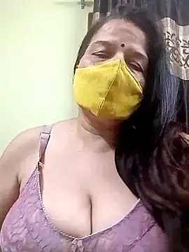 Snapshot of IndianAngle chatting on 06.17.26 IndianAngle online show from 06.17.26