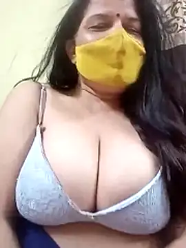 Snapshot of IndianAngle chatting on 06.18.26 IndianAngle online show from 06.18.26