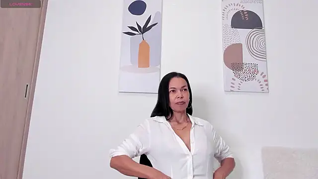 Evawalker  online show from 01.26.25