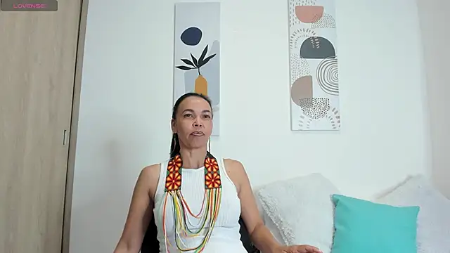 Evawalker  online show from 02.05.25