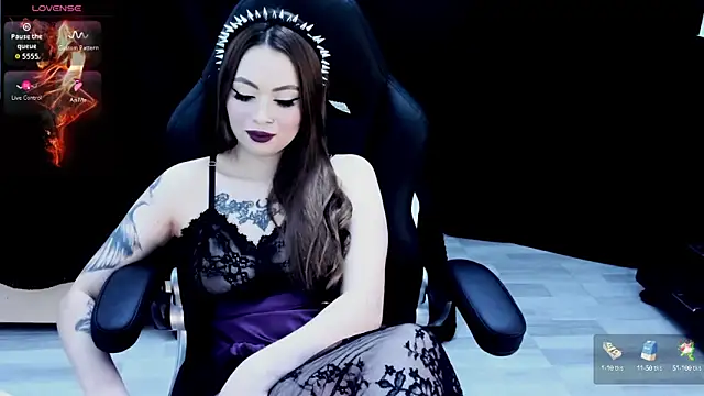 Snapshot of nasty_katty_ chatting on 09.25.25 nasty katty online show from 09.25.25