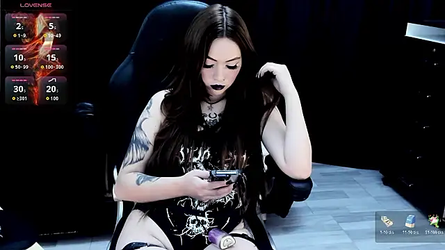 Snapshot of nasty_katty_ chatting on 01.14.26 nasty katty online show from 01.14.26