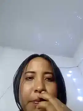 Snapshot of Nissha_johosonn chatting on 12.25.24 Nissha johosonn online show from 12.25.24