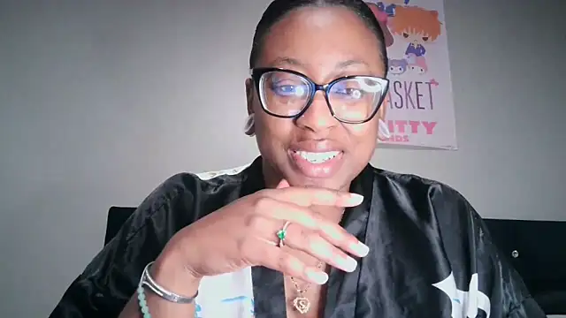 Nyxie Chaos online show from 09.17.25