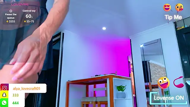 alya lovecraft02 online show from 11.10.25