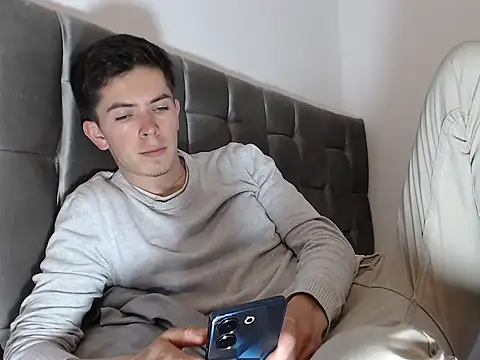 Eliantg online show from 09.18.25