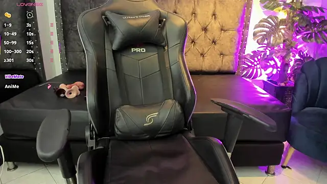 Layla kaderr online show from 09.13.25