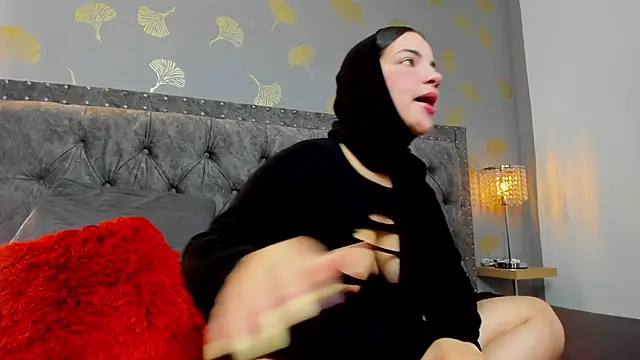 Layla kaderr online show from 03.26.26